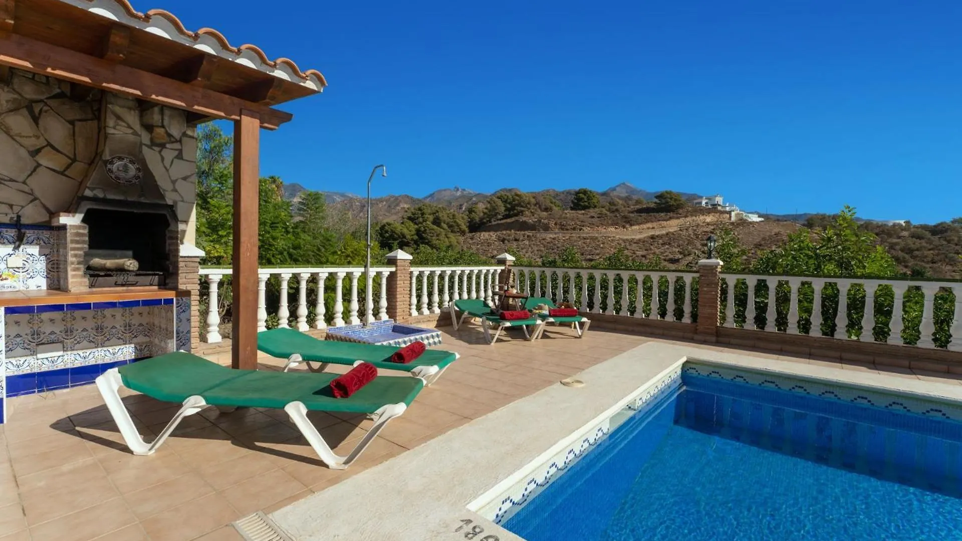 Nerja 009 Βίλα